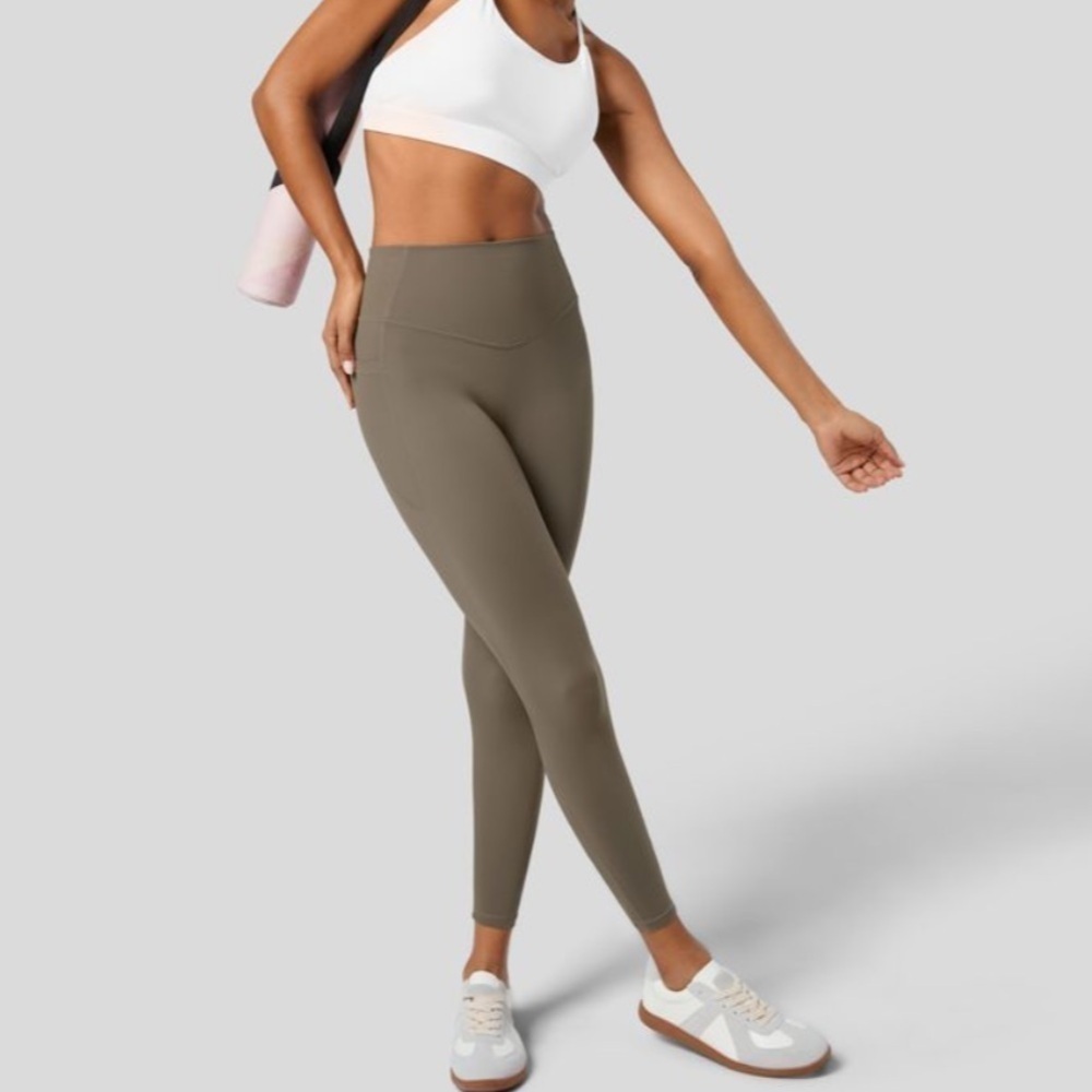 NWT Halara SoCinched Belly Control Leggings 7/8 Length